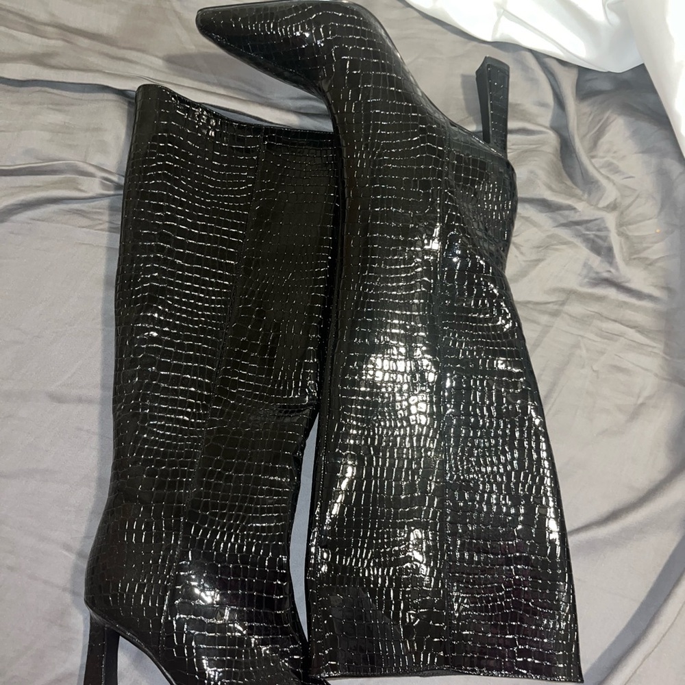 Steve Madden knee boots. Size 10